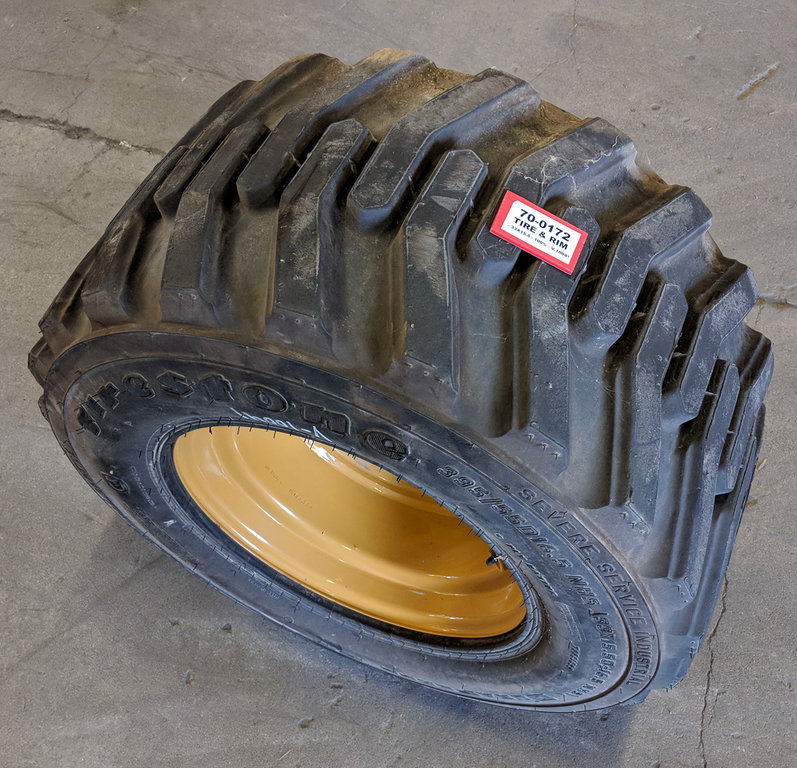 Used TIRE 70-0172