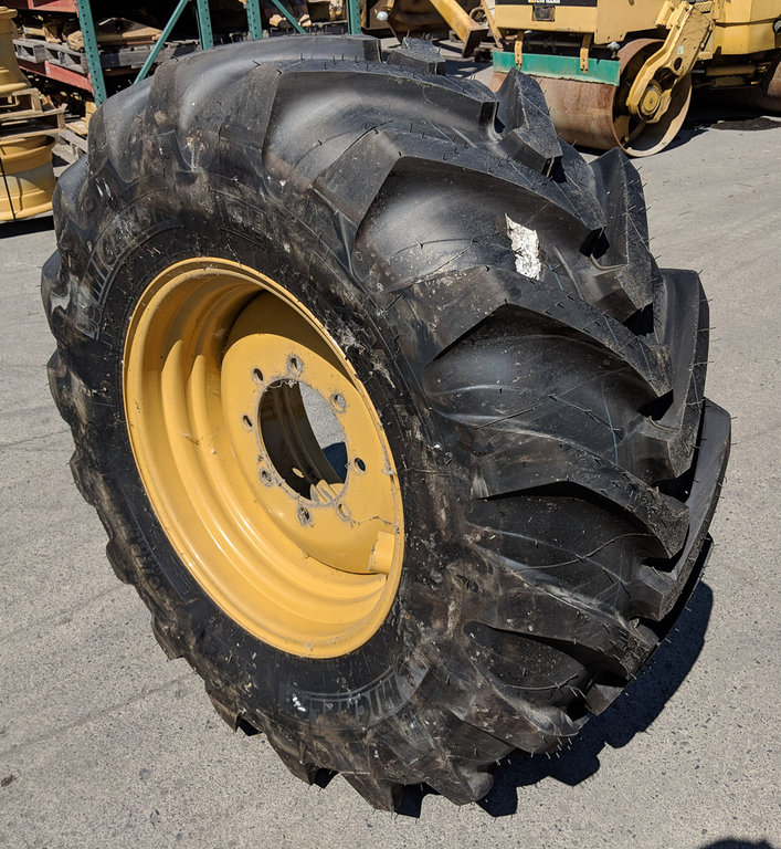 Used TIRE 70-0173 3