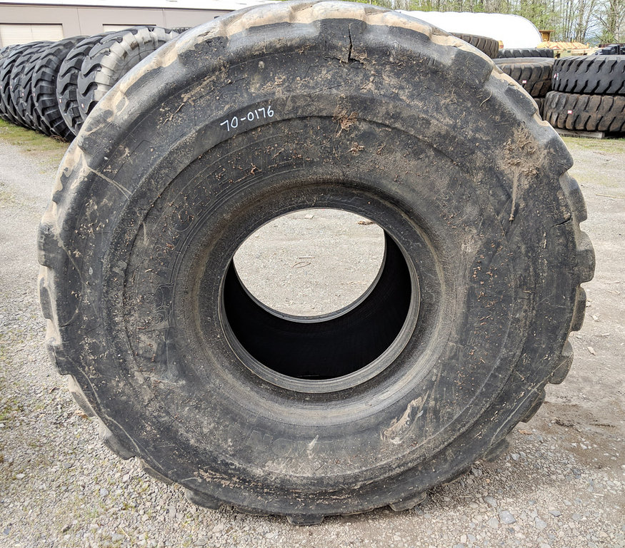 Used TIRE 70-0176
