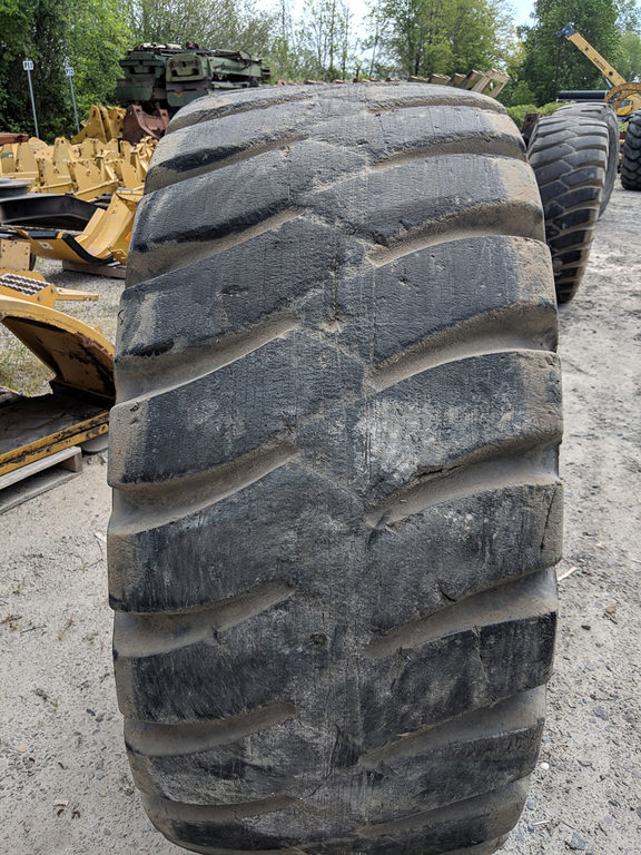 Used TIRE 70-0191 4
