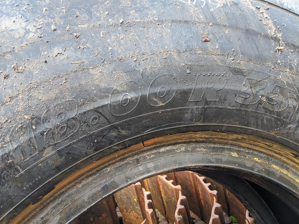 Used TIRE 70-0198 3