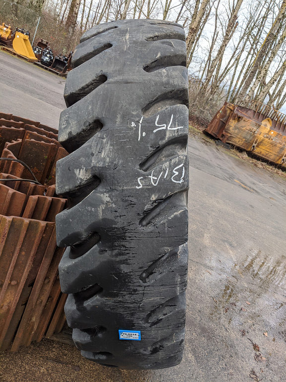 Used TIRE 70-0214 5