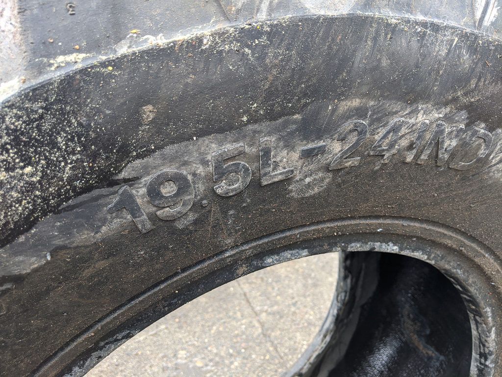 Used TIRE 70-0240 3