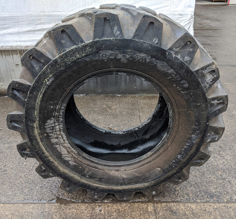 Used TIRE 70-0240 4