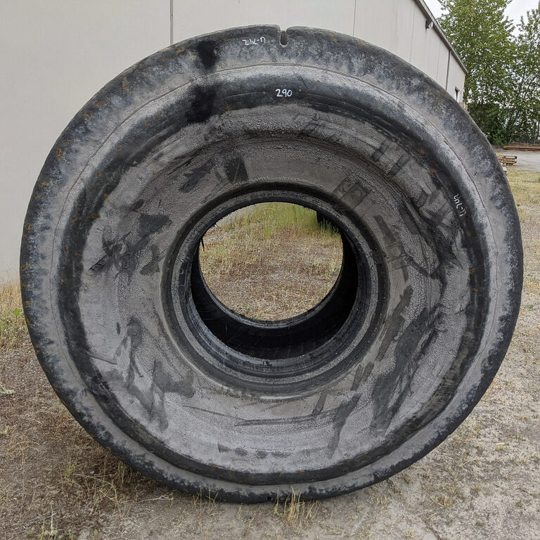 Used TIRE 70-0290