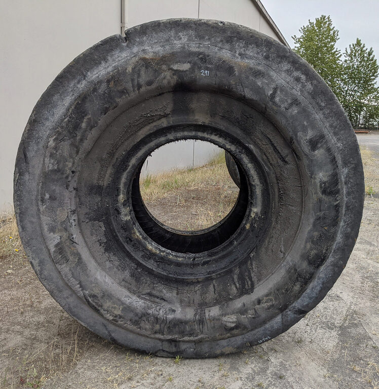 Used TIRE 70-0291 2
