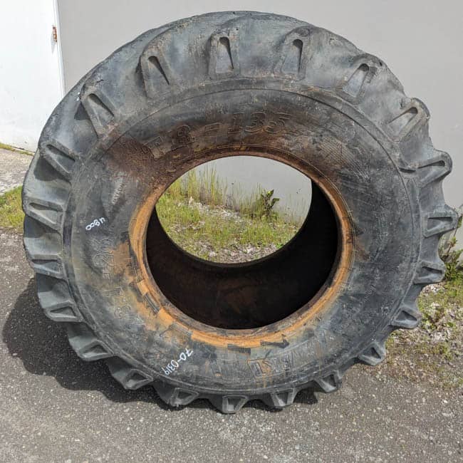 Used TIRE 70-0319