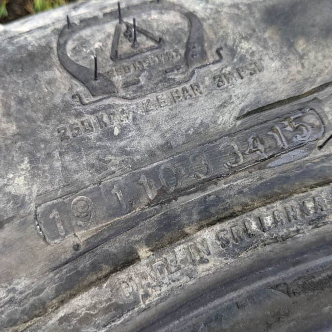 Used TIRE 70-0322 6