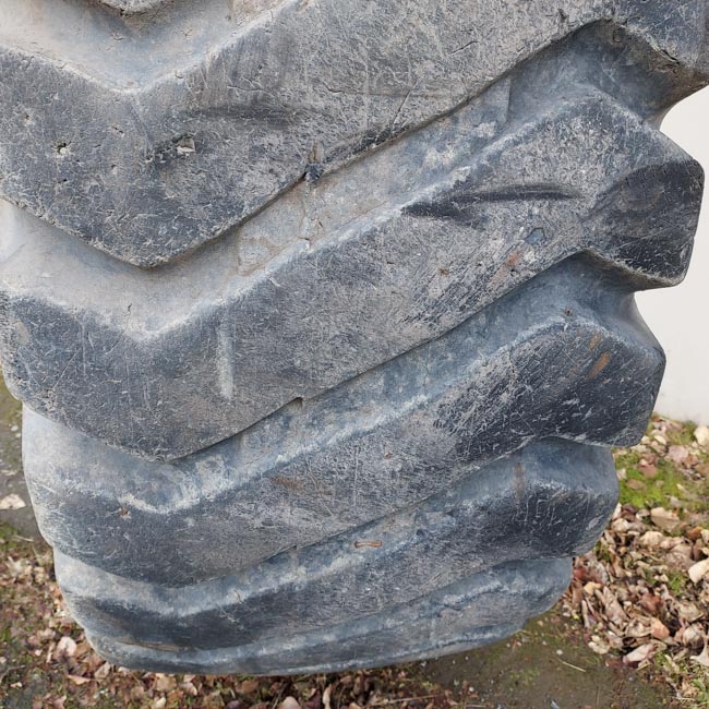 Used TIRE 70-0341 3