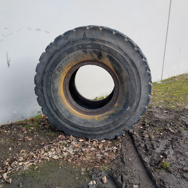 Used TIRE 70-0343 4