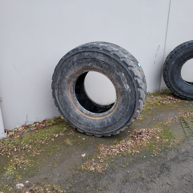 Used TIRE 70-0344 4