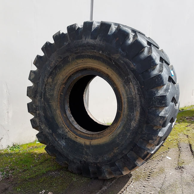 Used TIRE 70-0360