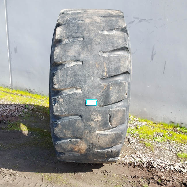 Used TIRE 70-0366 3