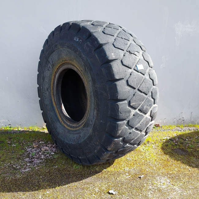 Used TIRE 70-0368