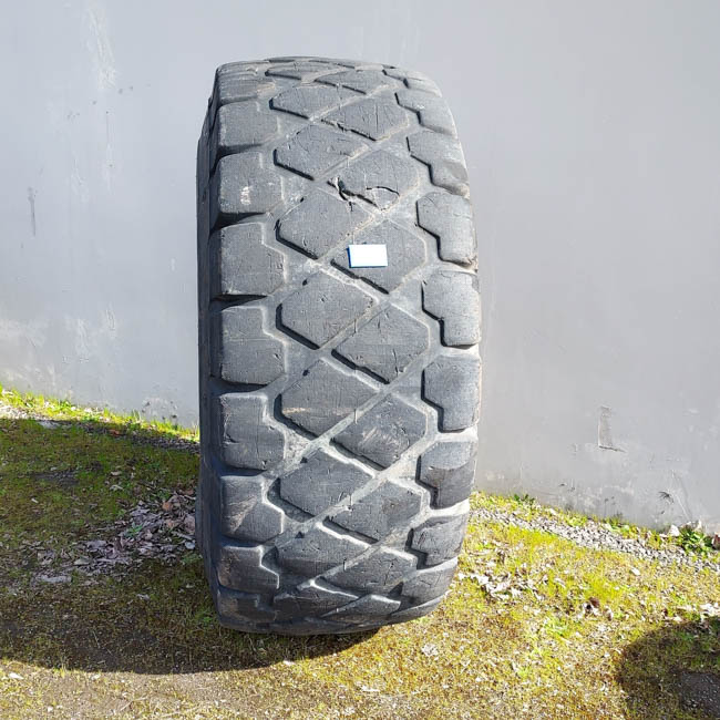 Used TIRE 70-0368 3