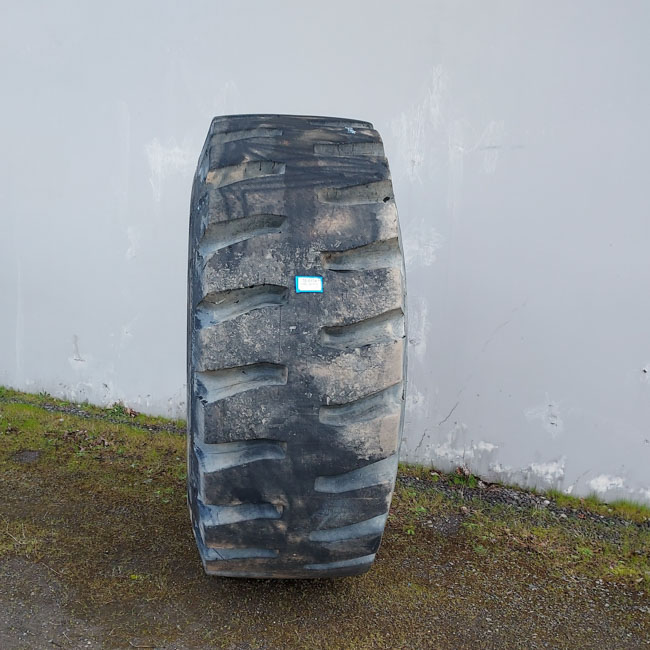 Used TIRE 70-0374 3