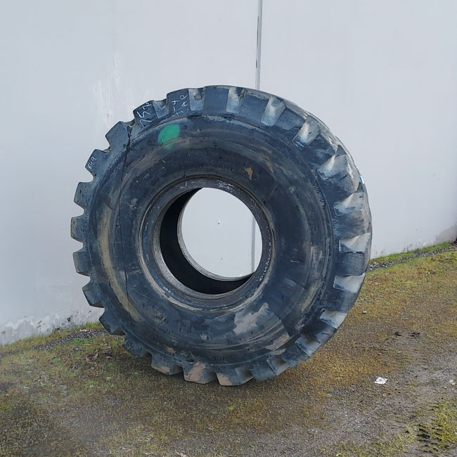Used TIRE 70-0374 4
