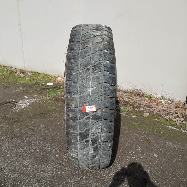 Used TIRE 70-0382 3