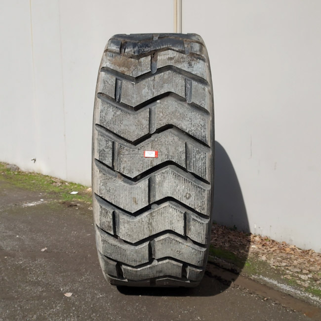 Used TIRE 70-0386 3