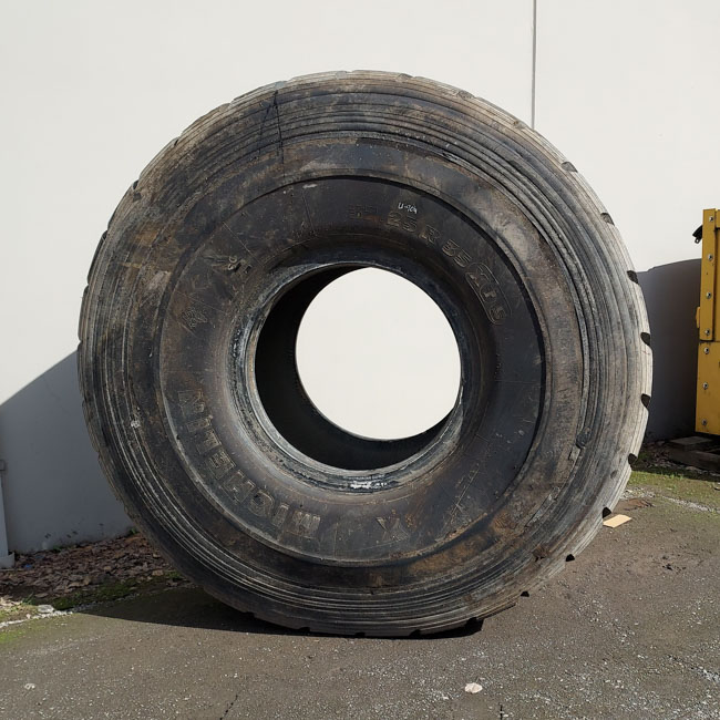 Used TIRE 70-0386 4
