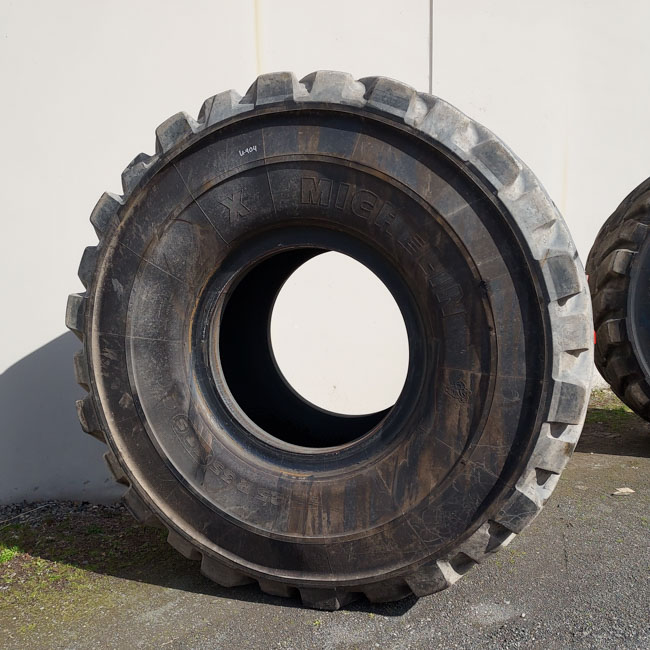 Used TIRE 70-0387 4
