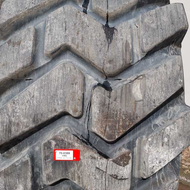 Used TIRE 70-0388 2