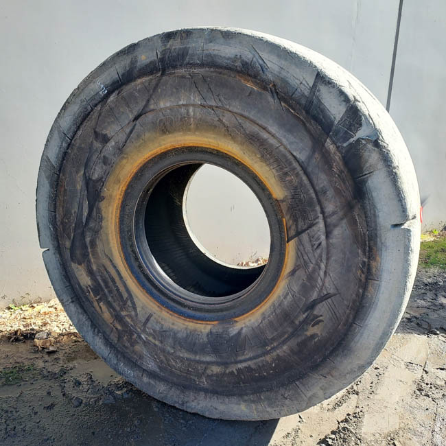 Used TIRE 70-0400 4