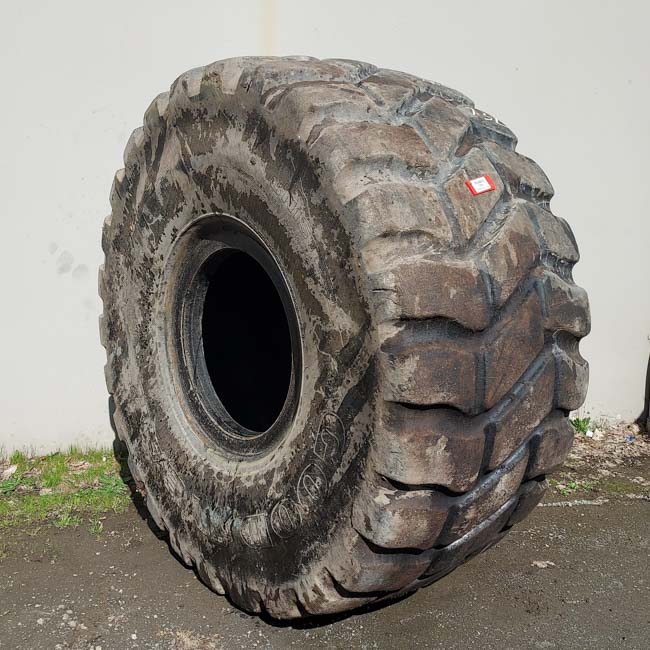 Used TIRE 70-0412