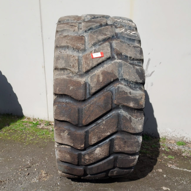 Used TIRE 70-0412 3