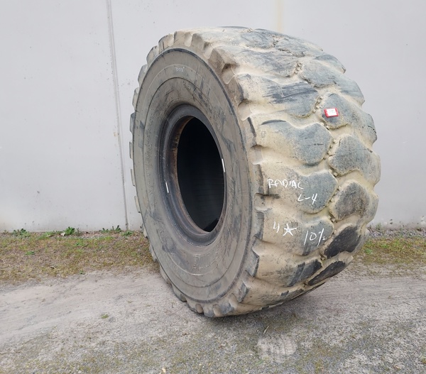 Used TIRE 70-0481