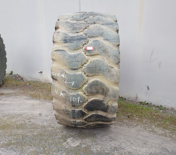 Used TIRE 70-0481 3