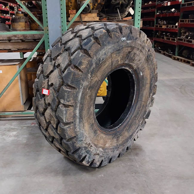 Used TIRE 70-0491