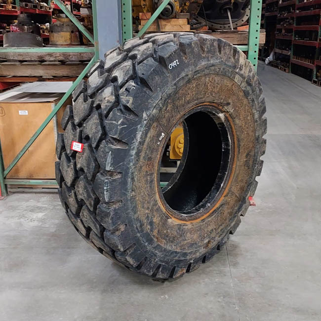 Used TIRE 70-0492