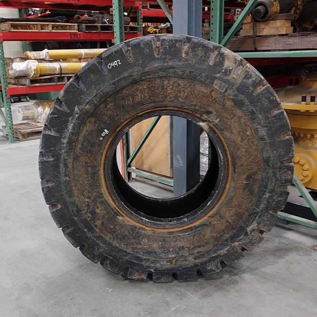 Used TIRE 70-0492 4