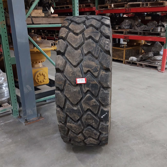 Used TIRE 70-0493 3