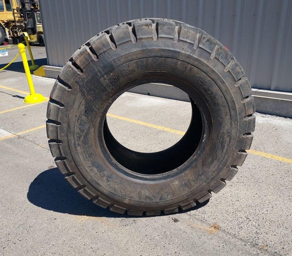 Used TIRE 70-0496