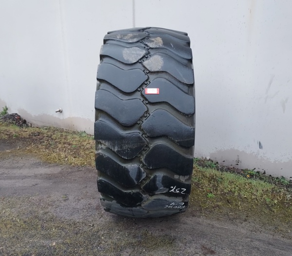 Used TIRE 70-0501 3