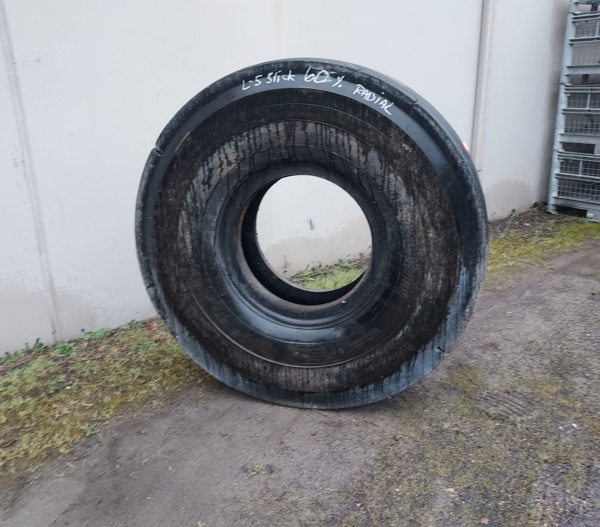 Used TIRE 70-0503 4
