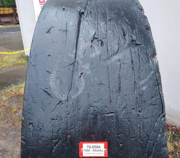 Used TIRE 70-0504 2