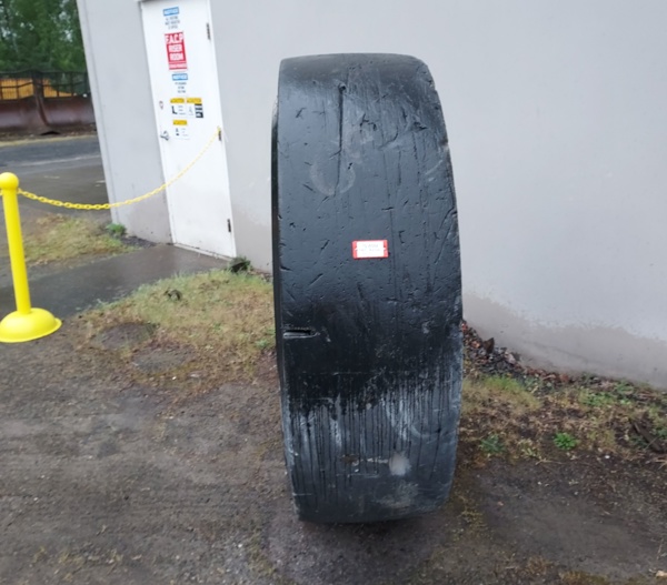 Used TIRE 70-0504 3