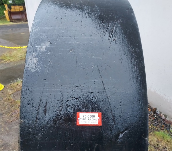 Used TIRE 70-0506 2
