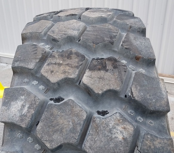 Used TIRE 70-0534 4