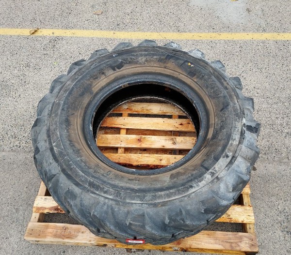 Used TIRE 70-0541 2