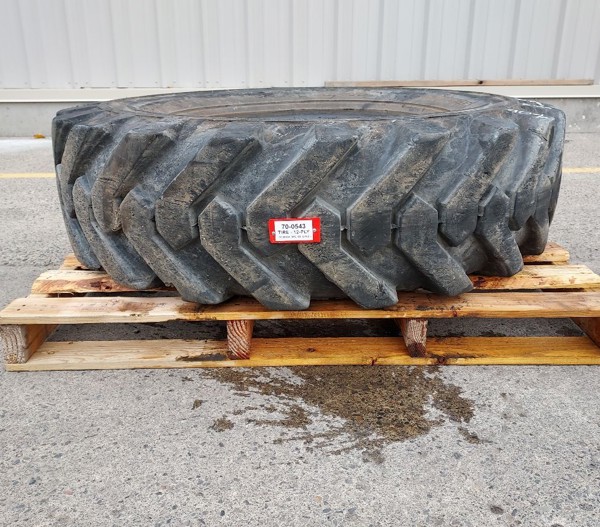 Used TIRE 70-0543 3