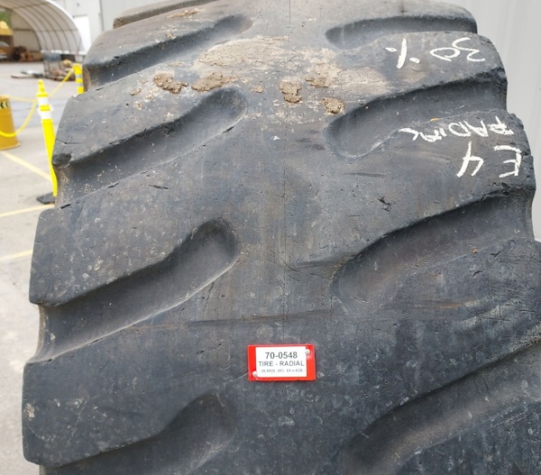 Used TIRE 70-0548 2