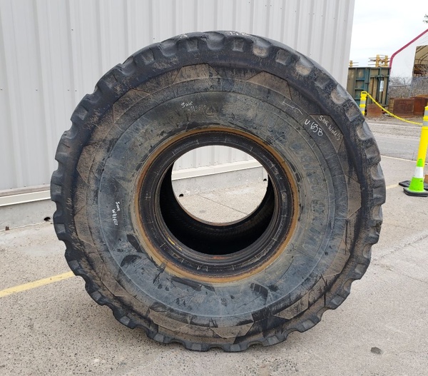 Used TIRE 70-0549 4