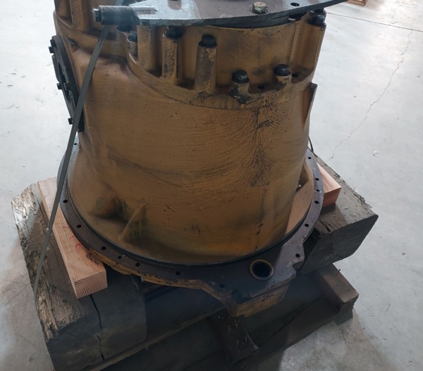 Used TRANSMISSION ARR 7T5802 3