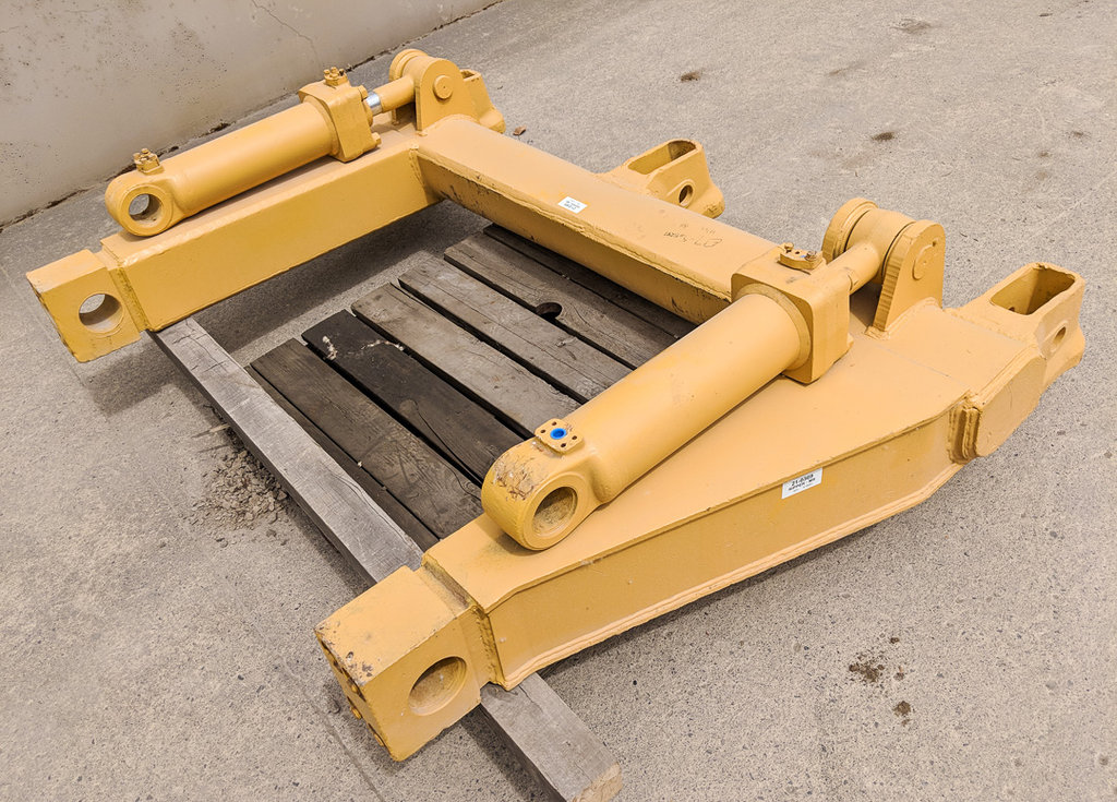 Used RIPPER GRP 8A8495 2