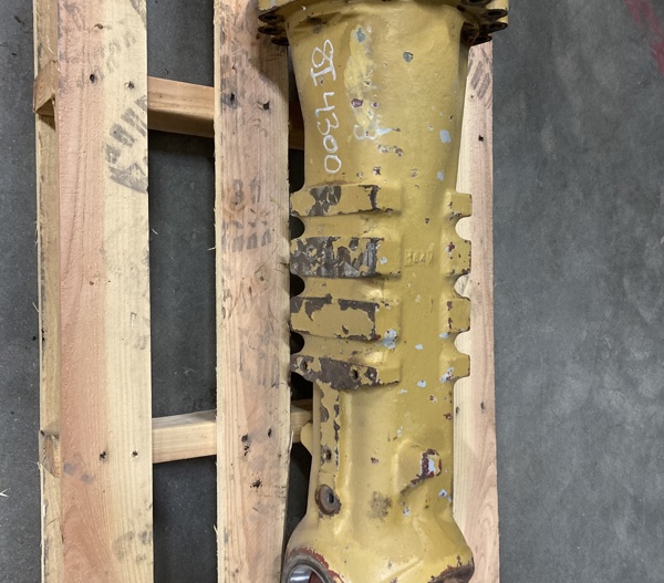 Used HOUSING A - AXLE 8I4300