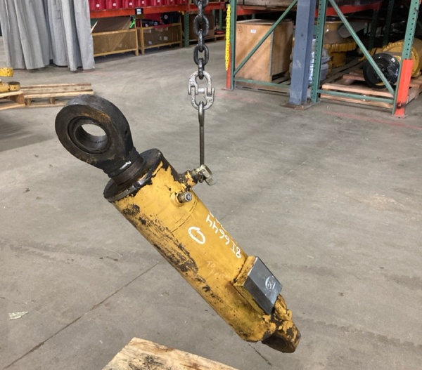 Good Used CYLINDER GRP - TILT 8I6644